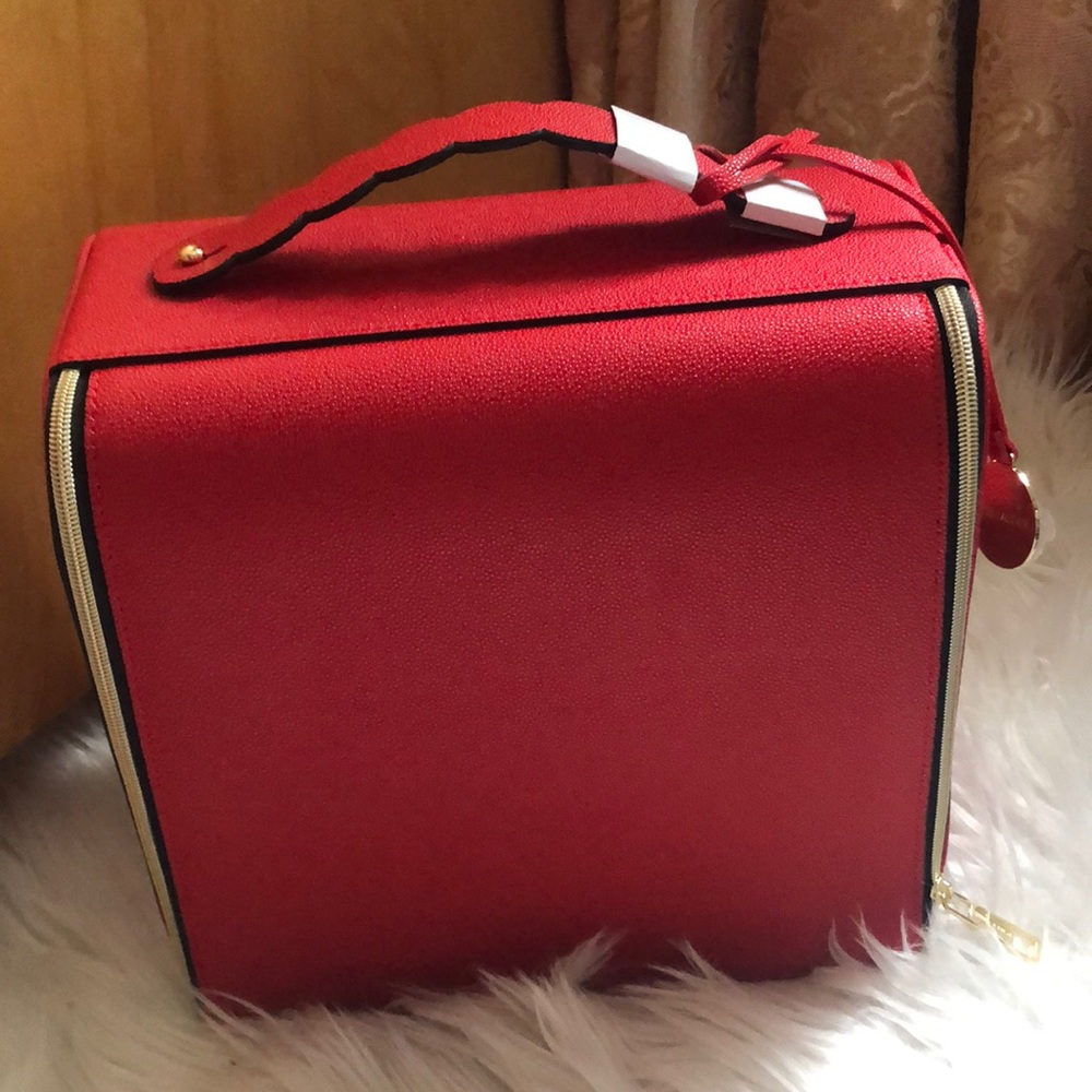 Estée Lauder limited condition cosmetic bag/case